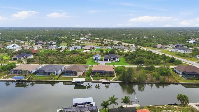 8330 TRACY CIRCLE, Port Charlotte, FL 33981