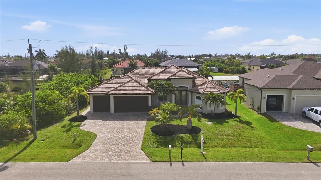 8330 TRACY CIRCLE, Port Charlotte, FL 33981