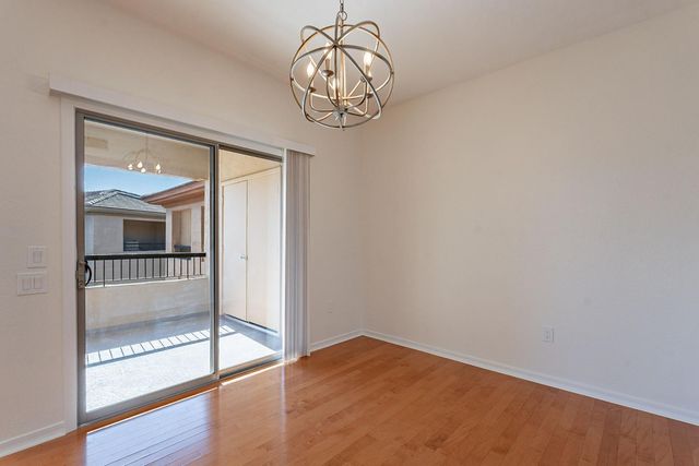 33550 N Dove Lakes Drive Unit 2021, Cave Creek, AZ 85331