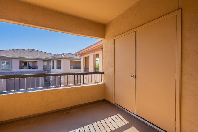 33550 N Dove Lakes Drive Unit 2021, Cave Creek, AZ 85331