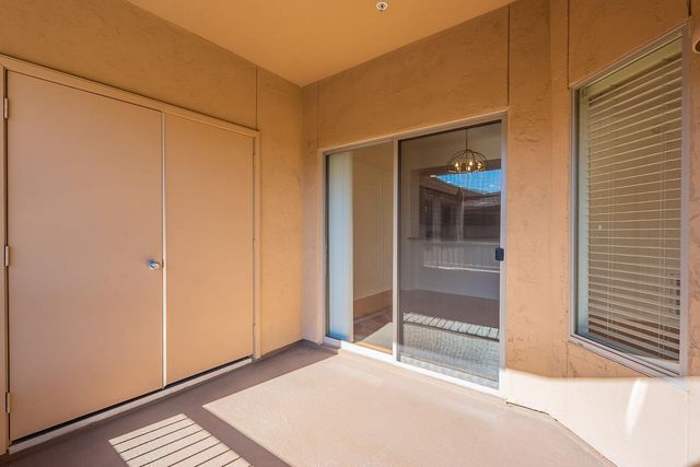 33550 N Dove Lakes Drive Unit 2021, Cave Creek, AZ 85331