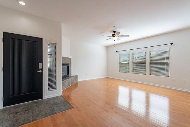 33550 N Dove Lakes Drive Unit 2021, Cave Creek, AZ 85331
