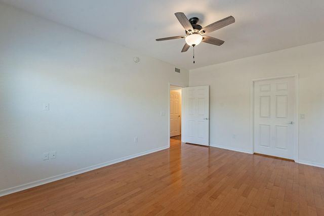 33550 N Dove Lakes Drive Unit 2021, Cave Creek, AZ 85331