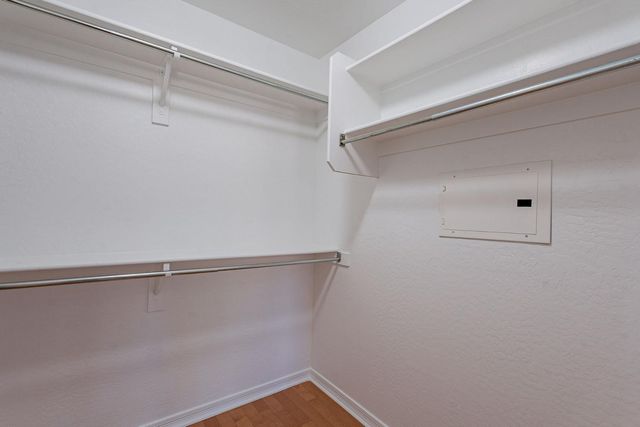 33550 N Dove Lakes Drive Unit 2021, Cave Creek, AZ 85331