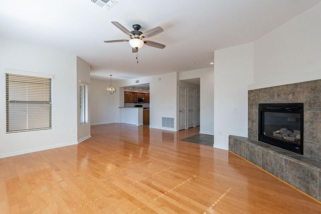 33550 N Dove Lakes Drive Unit 2021, Cave Creek, AZ 85331