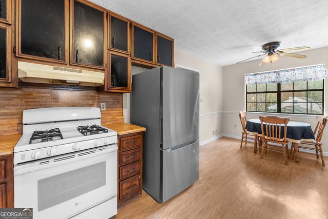 127 Fairview Way, Stockbridge, GA 30281