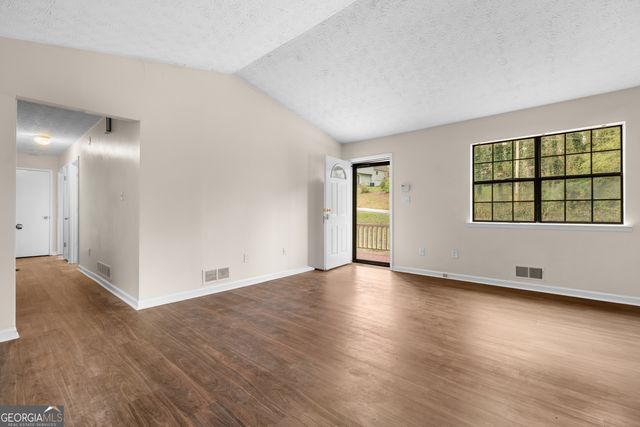 127 Fairview Way, Stockbridge, GA 30281