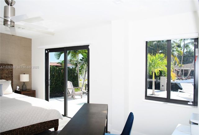 2734 SE 14th St, Pompano Beach, FL 33062