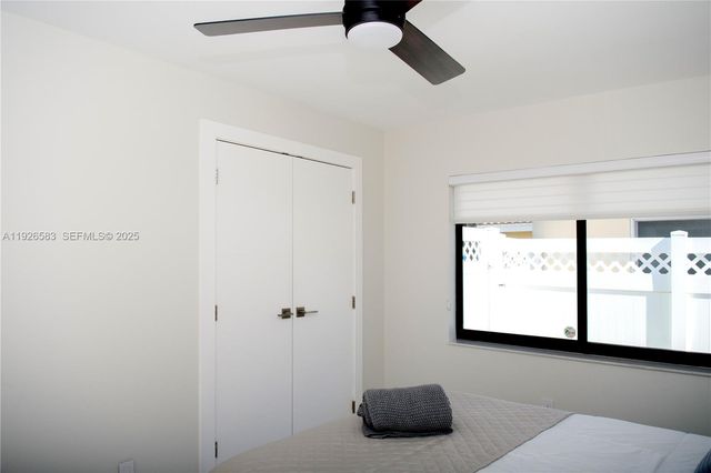 2734 SE 14th St, Pompano Beach, FL 33062