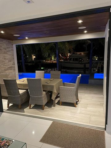 2734 SE 14th St, Pompano Beach, FL 33062