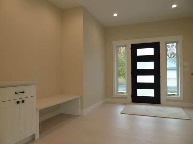 717 Tamarack TRAIL, Holmen, WI 54636