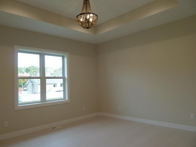 717 Tamarack TRAIL, Holmen, WI 54636