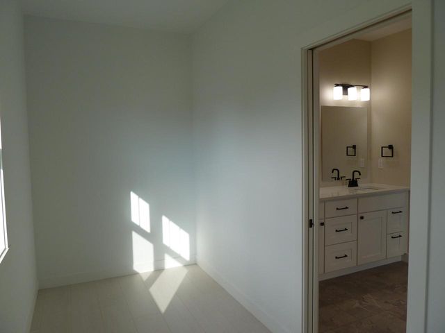 717 Tamarack TRAIL, Holmen, WI 54636