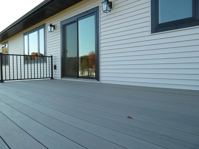 717 Tamarack TRAIL, Holmen, WI 54636