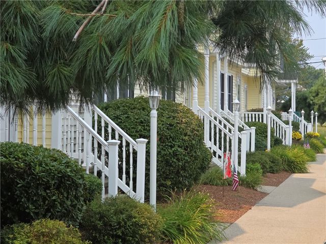 21 Hyde Avenue 21, Pawtucket, RI 02861