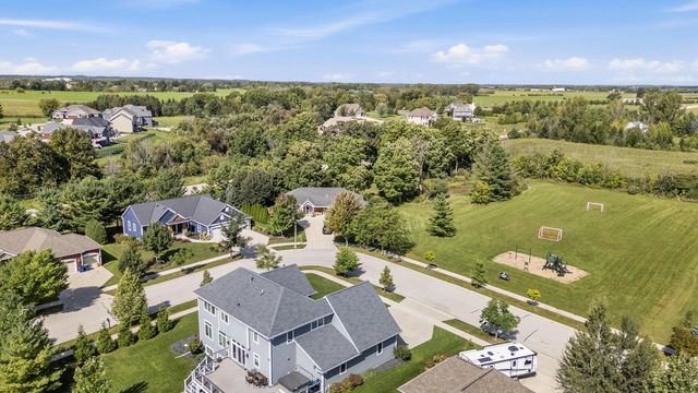 617 Evergreen TERRACE, Port Washington, WI 53074