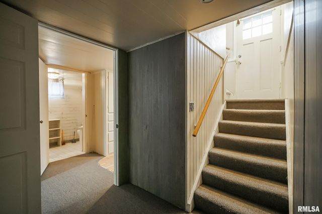 100 LEWIS Court, Bartonville, IL 61607