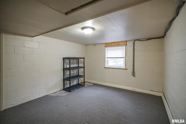 100 LEWIS Court, Bartonville, IL 61607