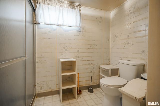 100 LEWIS Court, Bartonville, IL 61607