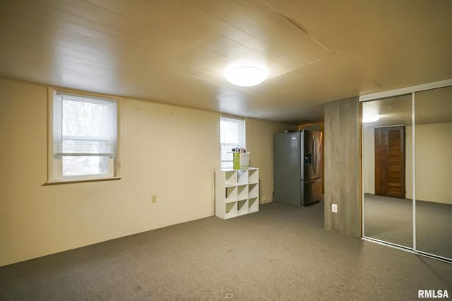 100 LEWIS Court, Bartonville, IL 61607