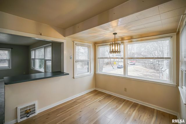 100 LEWIS Court, Bartonville, IL 61607