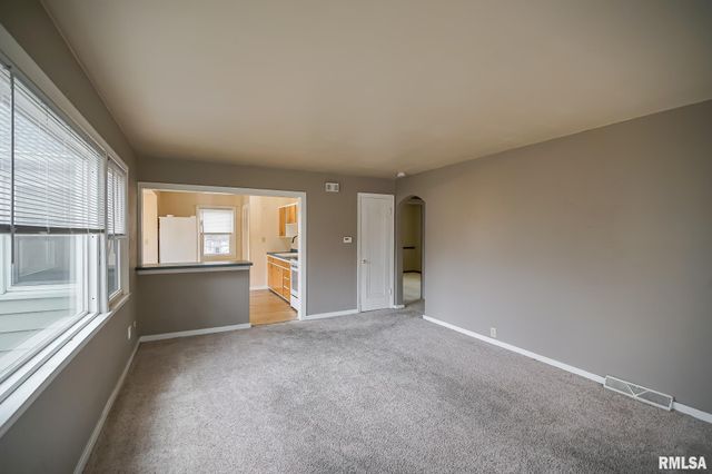 100 LEWIS Court, Bartonville, IL 61607