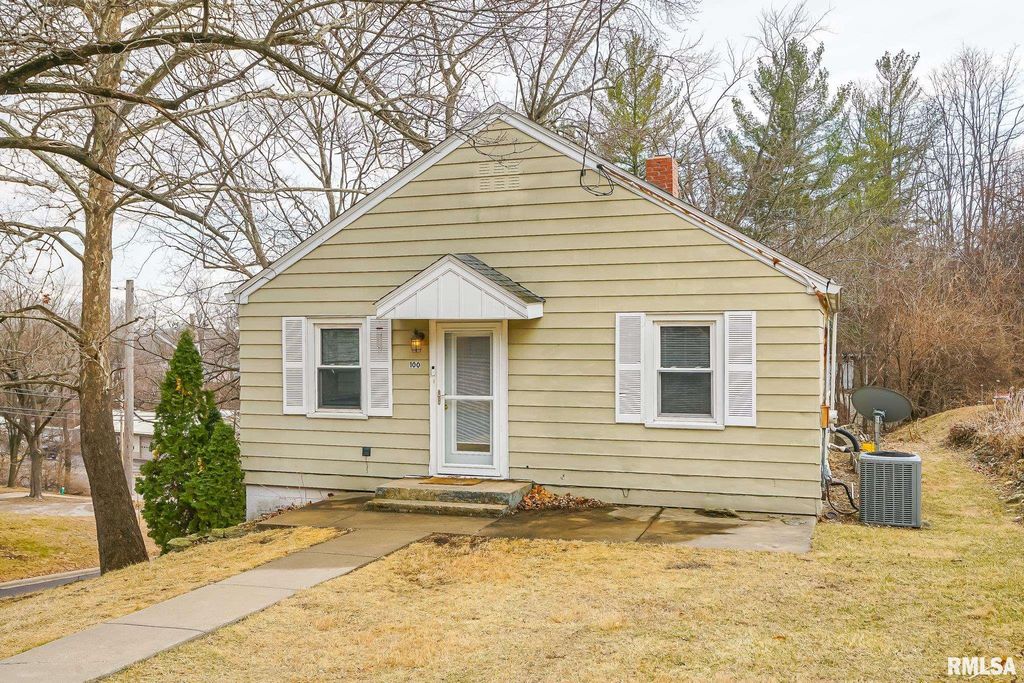 100 LEWIS Court, Bartonville, IL 61607