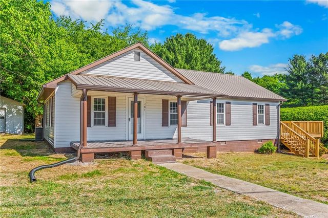 161 Cedar Forest Road, Ronda, NC 28670