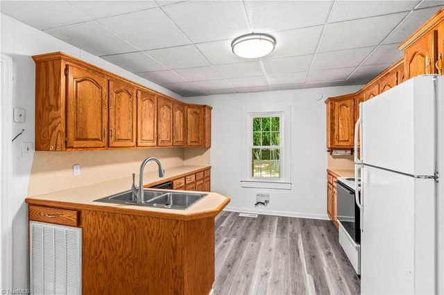 161 Cedar Forest Road, Ronda, NC 28670