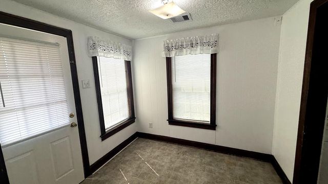 716 Joyce, Houston, TX 77009