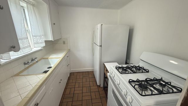 716 Joyce, Houston, TX 77009