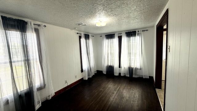 716 Joyce, Houston, TX 77009
