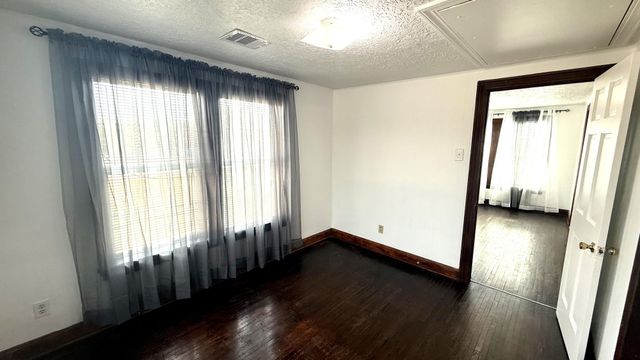 716 Joyce, Houston, TX 77009