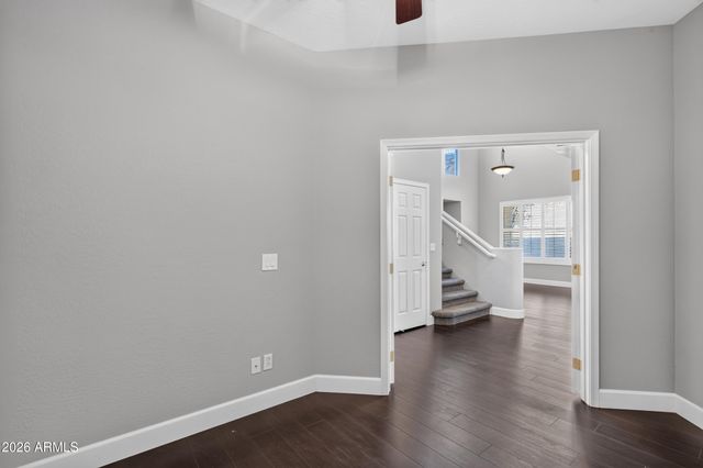 7445 E EAGLE CREST Drive 1056, Mesa, AZ 85207