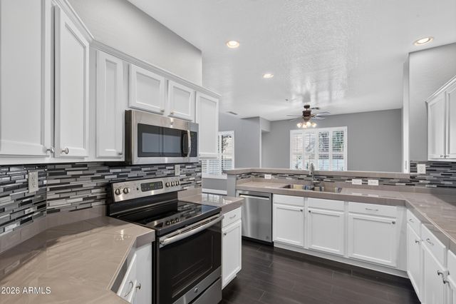 7445 E EAGLE CREST Drive 1056, Mesa, AZ 85207
