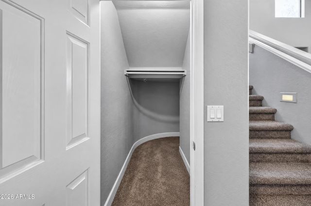 7445 E EAGLE CREST Drive 1056, Mesa, AZ 85207