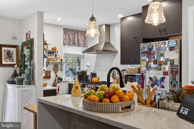 7704 ARDLEIGH ST, Philadelphia, PA 19118