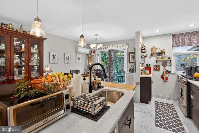 7704 ARDLEIGH ST, Philadelphia, PA 19118