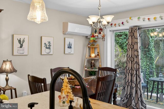 7704 ARDLEIGH ST, Philadelphia, PA 19118