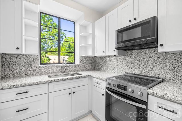 1121 Myrtle Avenue 60, Charlotte, NC 28203