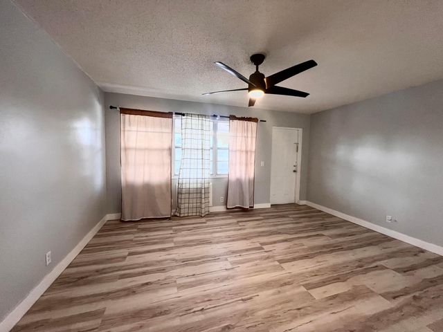 176 Sussex I, West Palm Beach, FL 33417