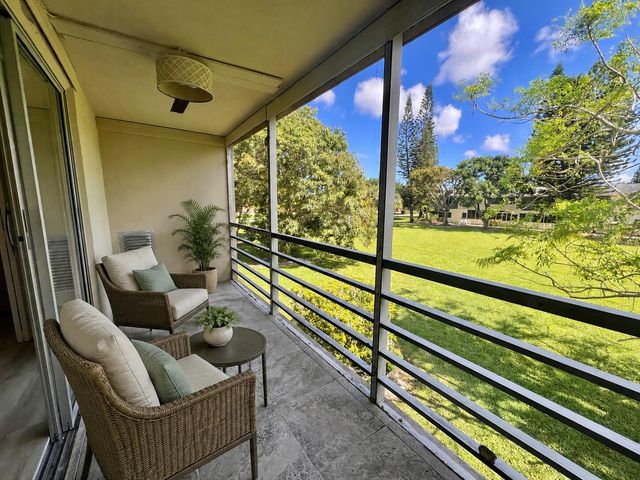 176 Sussex I, West Palm Beach, FL 33417
