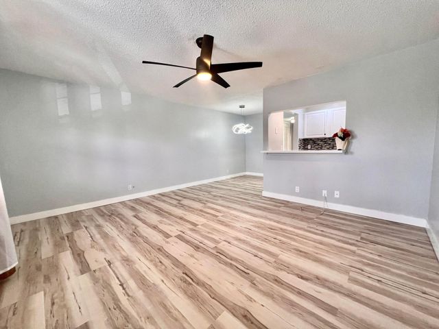 176 Sussex I, West Palm Beach, FL 33417
