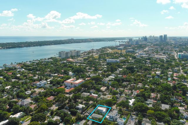415 31st Street 1-6, West Palm Beach, FL 33407