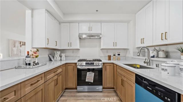 16145 Seville, Fontana, CA 92335