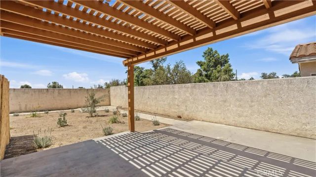 16145 Seville, Fontana, CA 92335