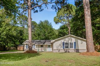 116 Braeburn Drive, Ocean Springs, MS 39564