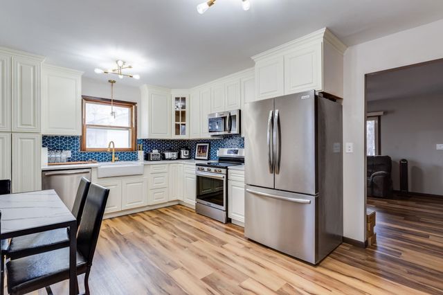 1302 N Taylor St, El Dorado, KS 67042