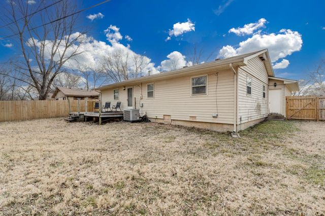 1302 N Taylor St, El Dorado, KS 67042