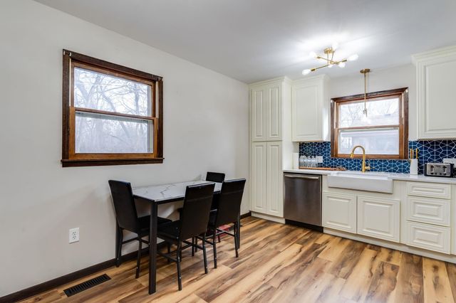 1302 N Taylor St, El Dorado, KS 67042